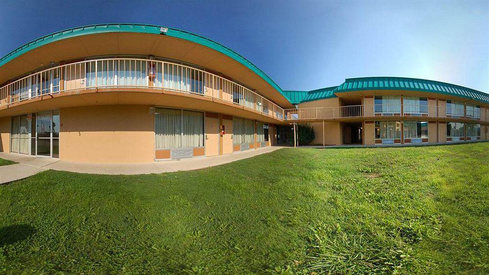 Econo Lodge Cave City Exterior foto